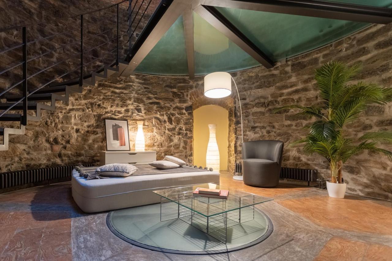 Ice Queen Chamber By Rent *